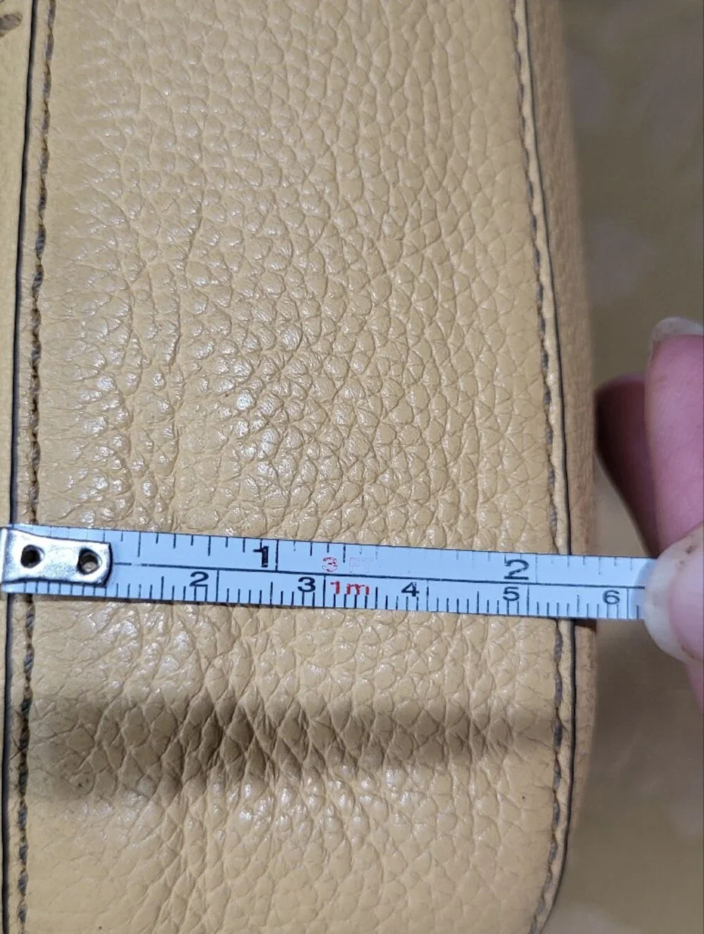 Tory Burch Mcgraw Camera Bag Pebbled Leather Crossbody in Yellow